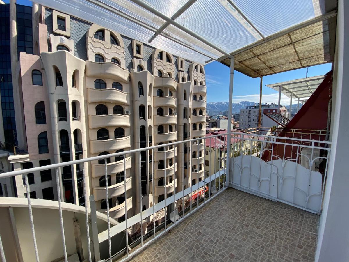 Apartment On Luka Asatiani 2 Batumi Eksteriør billede